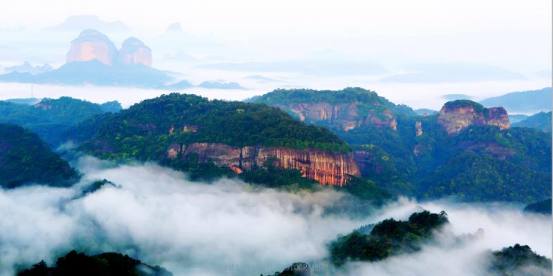 中央網(wǎng)信辦部署開(kāi)展“清朗·2025年暑期未成年人網(wǎng)絡(luò)環(huán)境整治”專項(xiàng)行動(dòng)