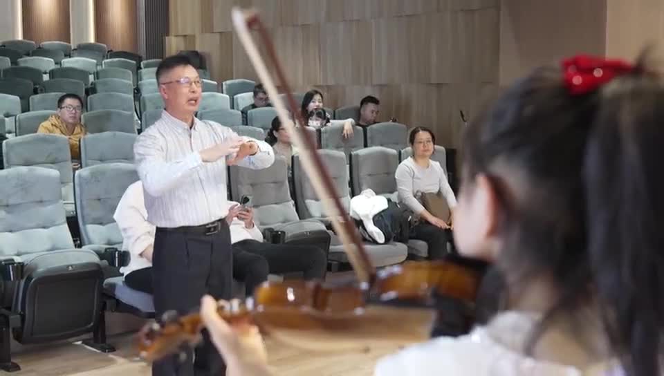 記者探班珠江少兒藝術(shù)中心（2）